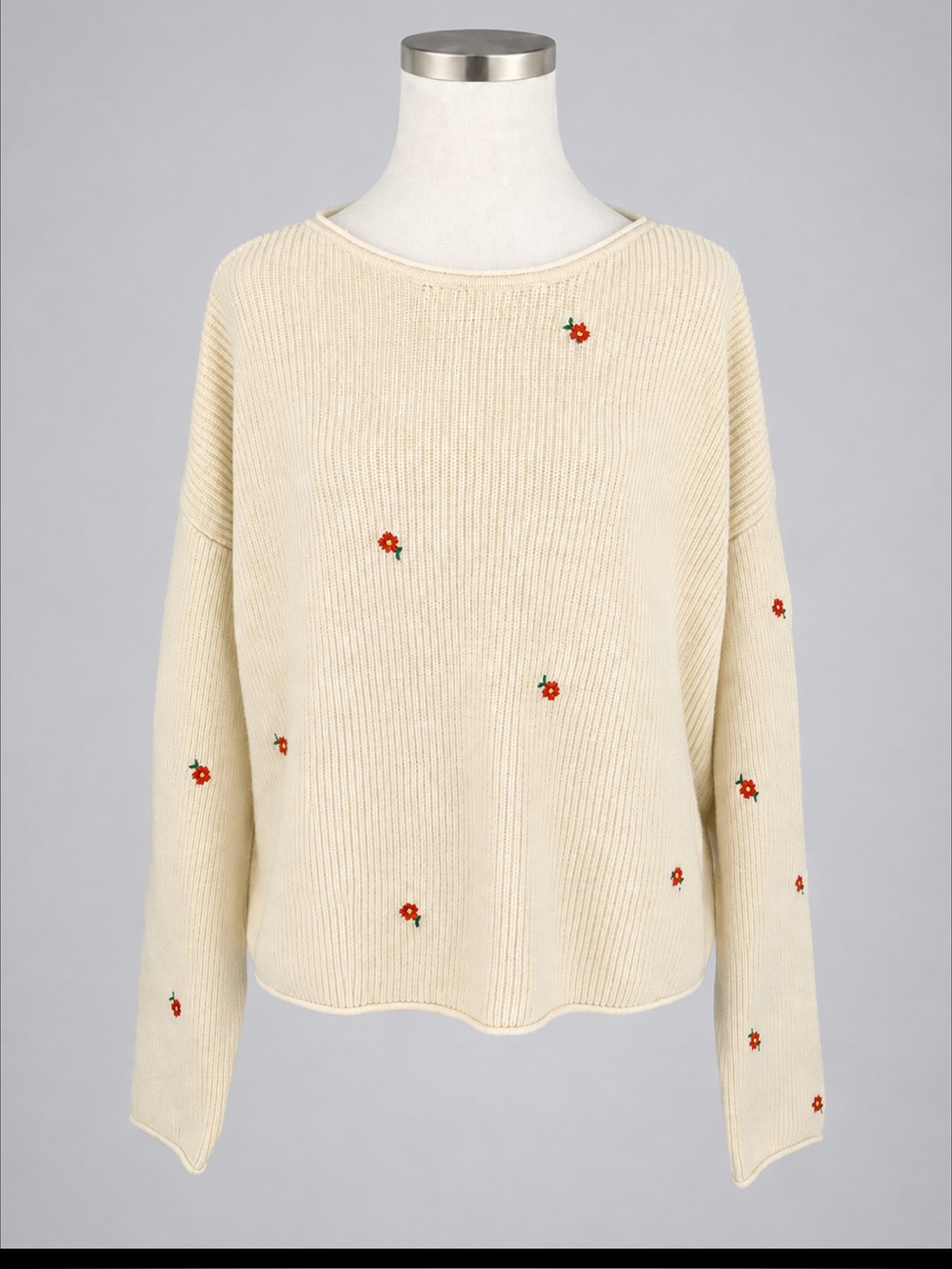 NWT Olivia Grey Cream Floral Embroidered Lightweight Sweater XS Oversized